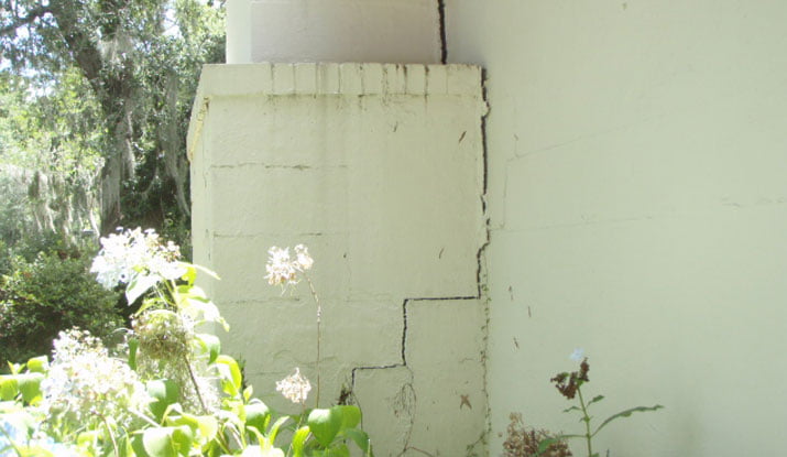 Chimney cracking and separation